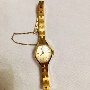 VINTAGE Seiko Women’s Gold Tone Watch